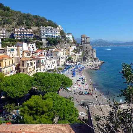 Alojamento de Acomodação e Pequeno-almoço Nonno Nini Cetara